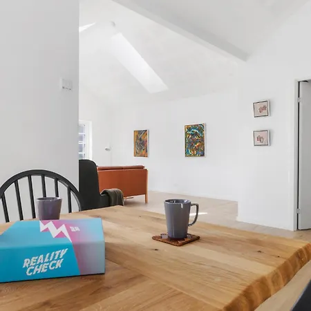 펜션 3 Bedroom Beautiful In
